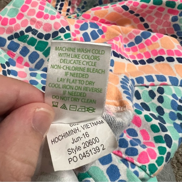 Lilly Pulitzer UPF 50+ Skipper Popover Multi Tile Wave Women’s Small EUC 20600. - Picture 6 of 7
